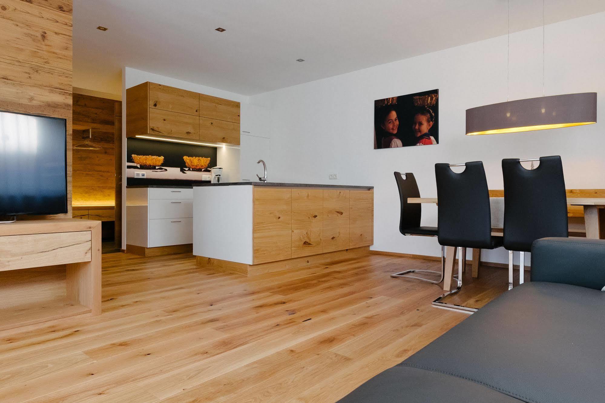 Kanis Appartements Schoppernau Buitenkant foto