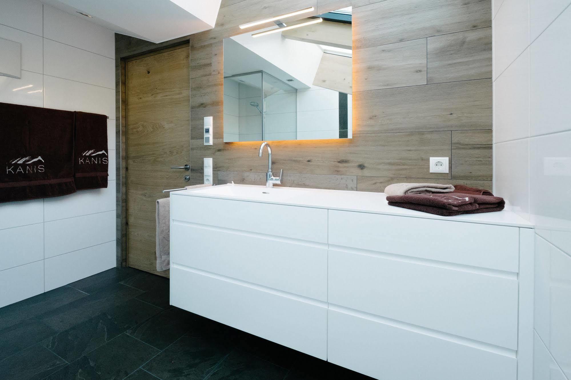 Kanis Appartements Schoppernau Buitenkant foto