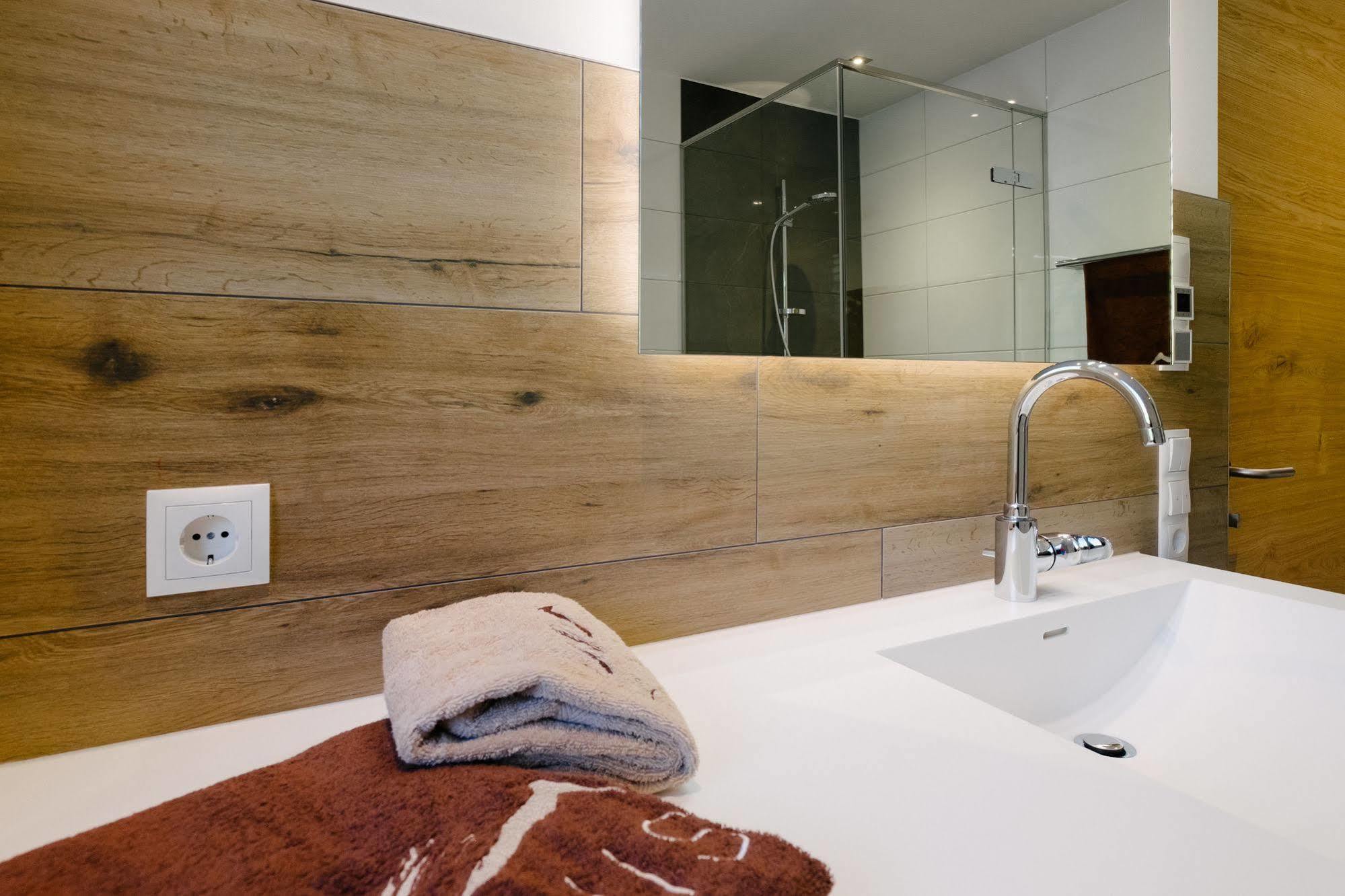 Kanis Appartements Schoppernau Buitenkant foto